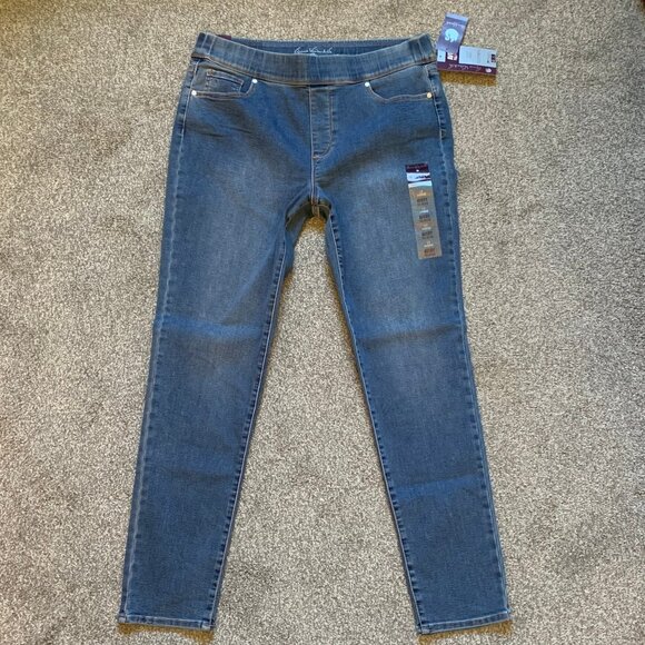 Gloria Vanderbilt Avery Jeans - Picture 1 of 3